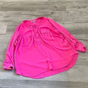 Elegant, lightweight, long sleeve/3/4 sleeve blouse.